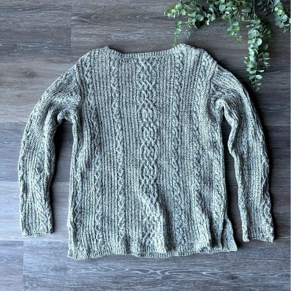 Women’s J Jill Cable Knit Sweater - Picture 4 of 6